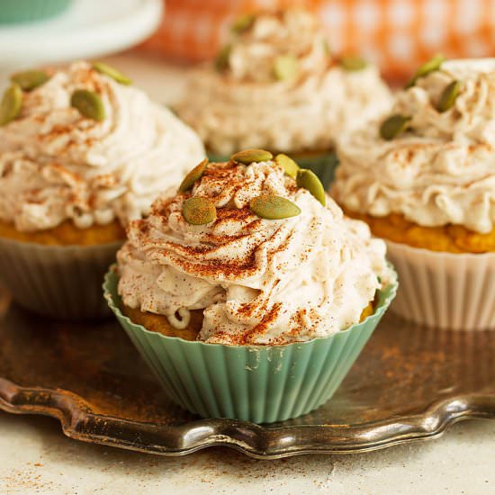 Easy Pumpkin Cupcakes