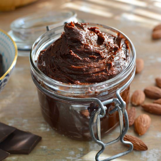Quick Paleo Chocolate Spread