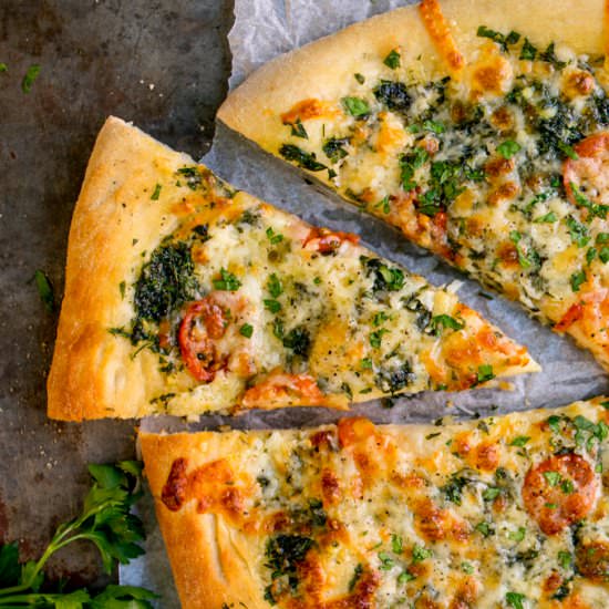 Cheese & tomato garlic pizza bread