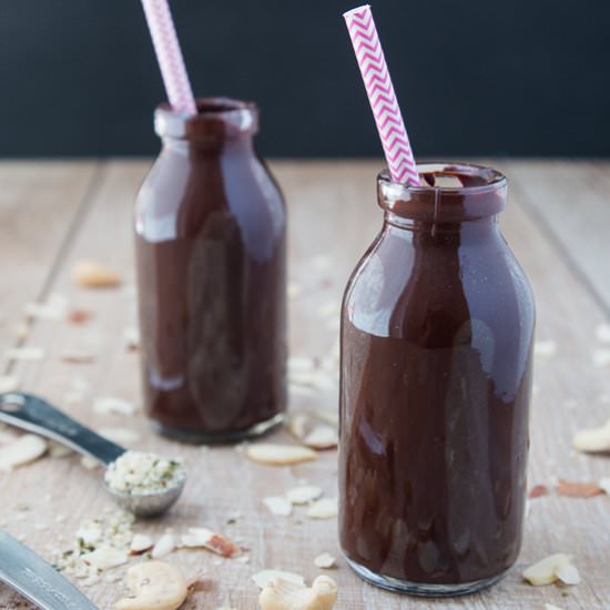 Rich Creamy Vegan Chocolate Milk