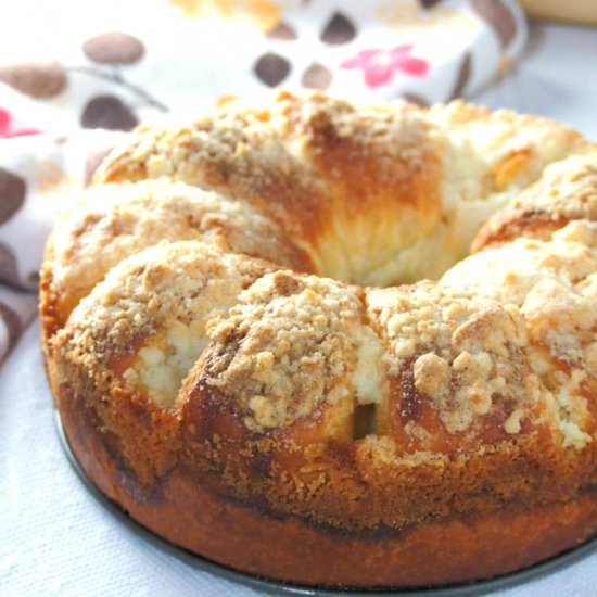 Croissant Cinnamon Roll Cake