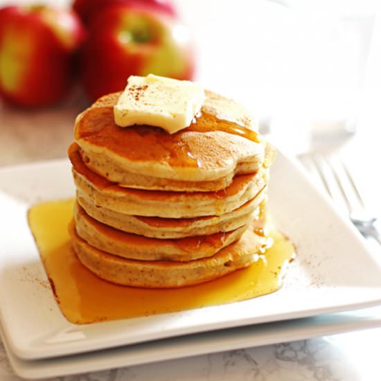 Apple Cinnamon Pancakes