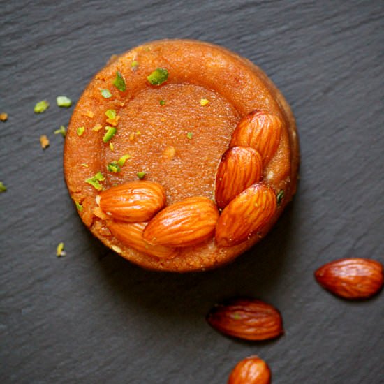 Urad Dal Pinni