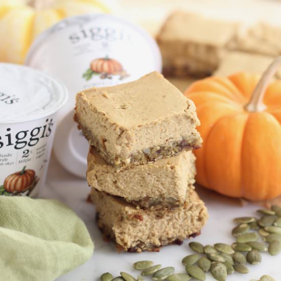 Pumpkin Cheesecake Bars