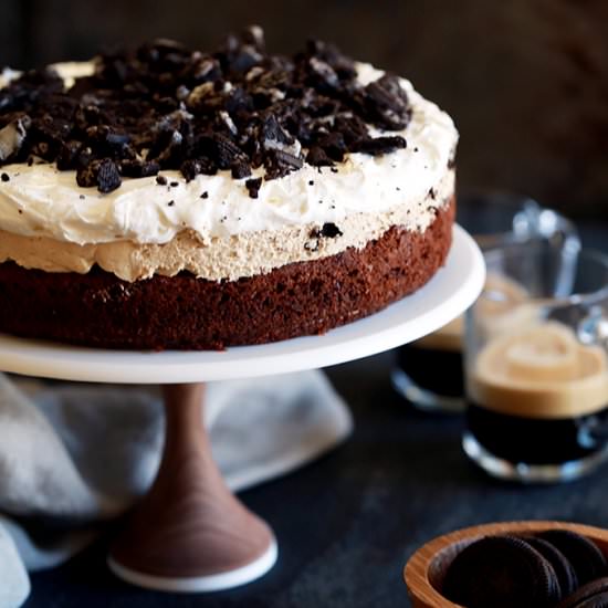 Coffee Cookies and Cream Cheesecake