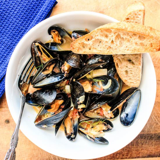 Mussels in Tomato Fennel Broth