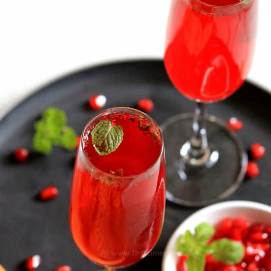 Minty Pomegranate Spritzer
