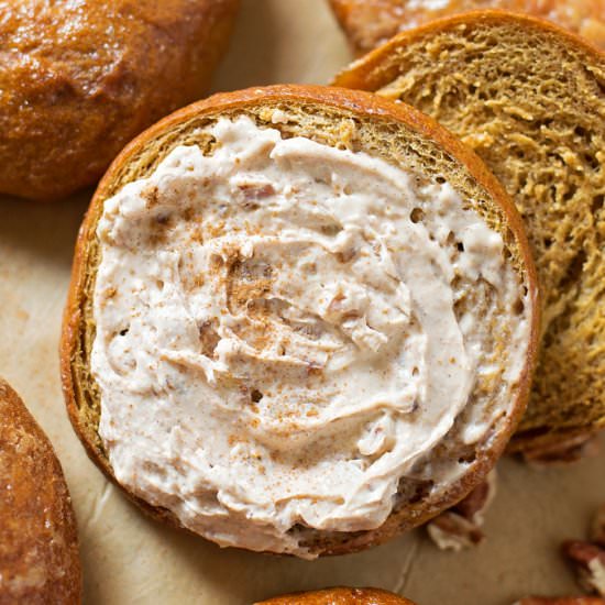 Homemade Pumpkin Bagels