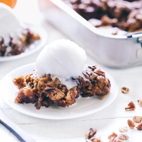 Vegan Pumpkin Pecan Cobbler