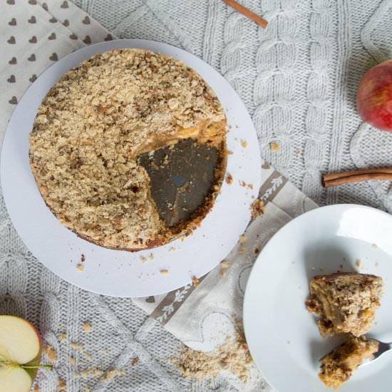 Apple Crumble Cake