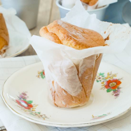Wrapped Paper Sponge Cake