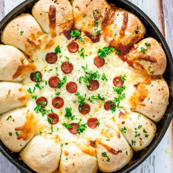 Skillet Pizza Dip