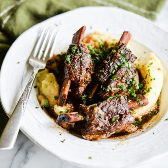 Rustic Instant Pot Short Ribs
