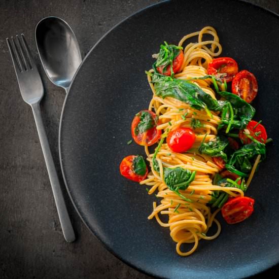Roasted Garlic Spaghetti
