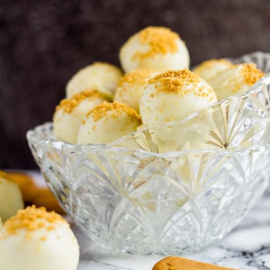 Pumpkin Gingerbread Truffles