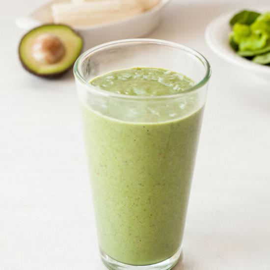 Creamy Spirulina Greens Smoothie