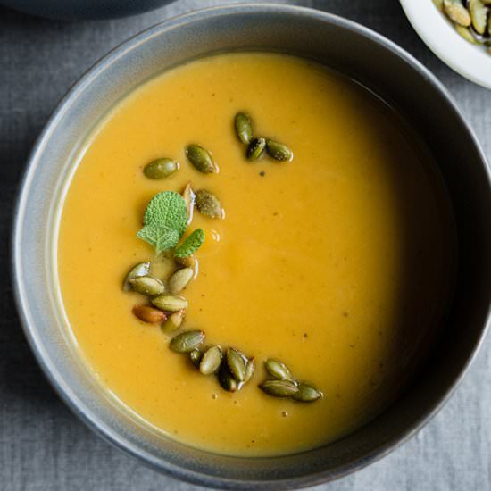 Paleo Pumpkin Soup