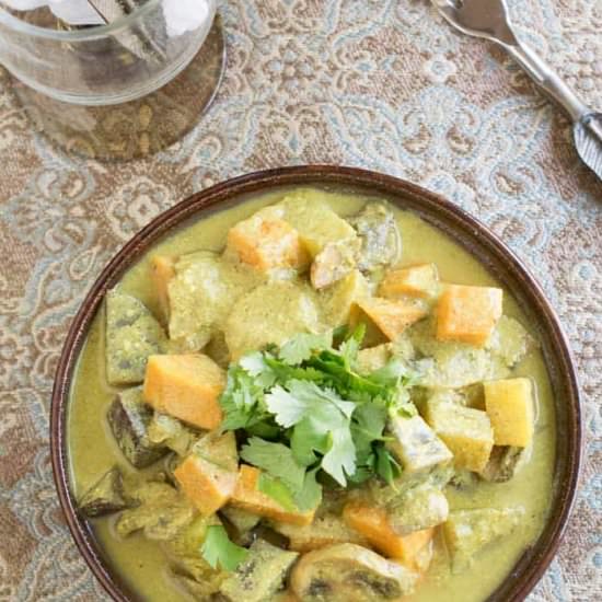 Vegan Instant Pot Creamy Mushroom Curry
