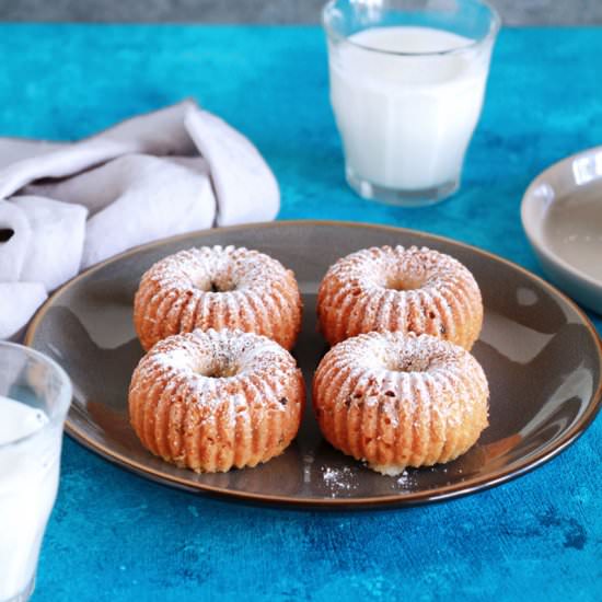 Vanilla Cakes