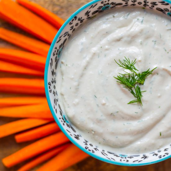 Vegan Ranch Dressing with Dill