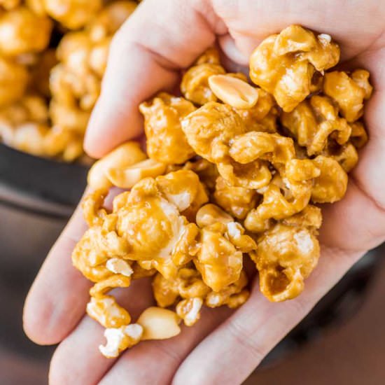Homemade Caramel Popcorn