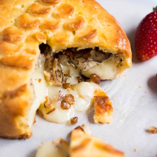 Gluten Free & Keto Baked Brie