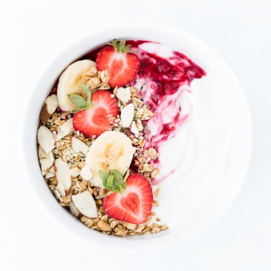 Greek Yogurt Breakfast Bowl