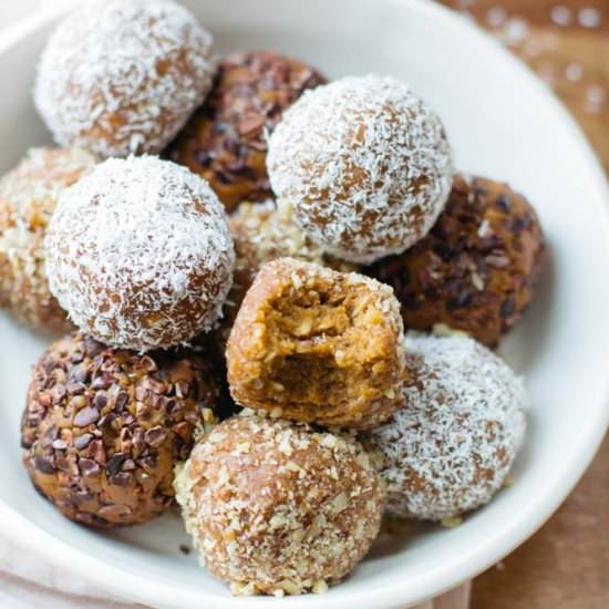 No-Bake Pumpkin Spice Bliss Balls