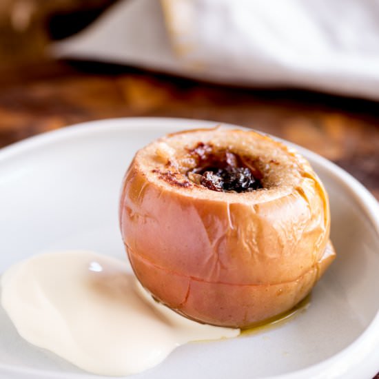 Slow Cooker Baked Apples
