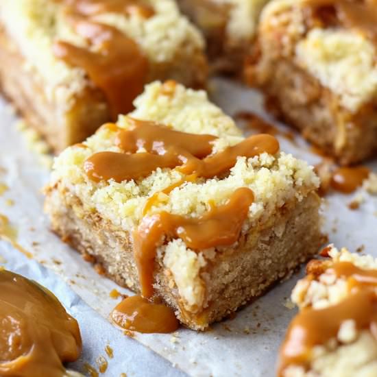 crumb bars with apple & caramel