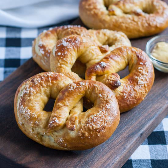 Vegan Bavarian Pretzels