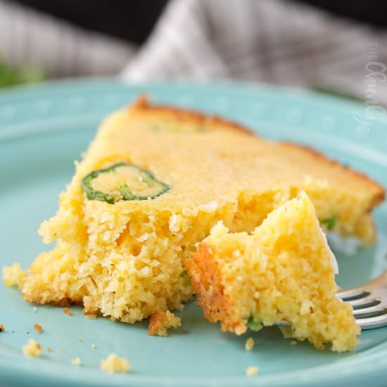 Jalapeno Cheddar Skillet Cornbread