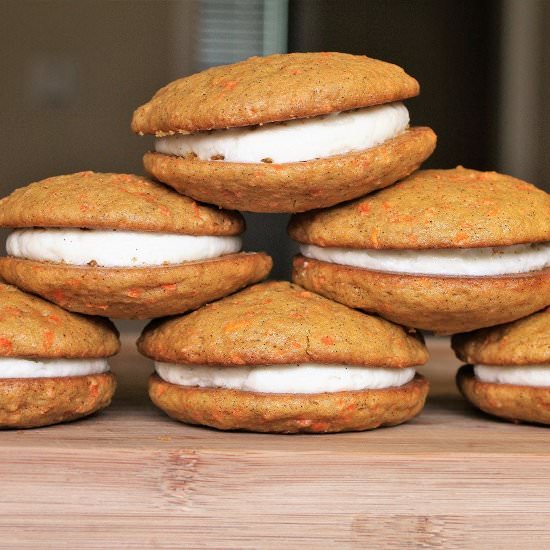 Carrot Cake Whoopie Pies