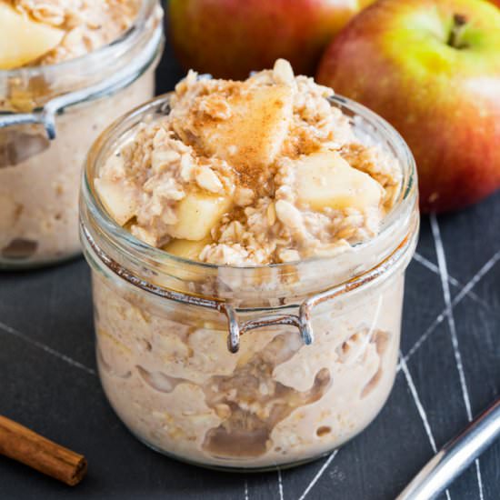Maple Apple Overnight Oats