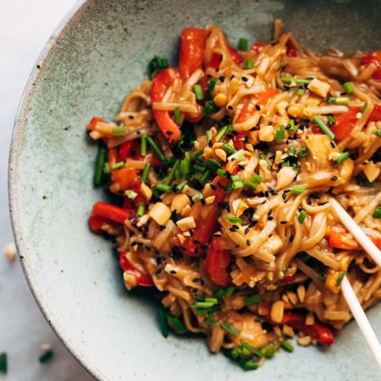 Chili Garlic Instant Pot Noodles