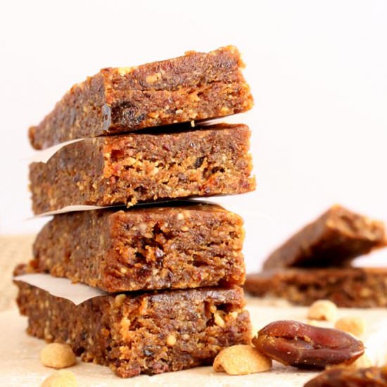 Peanut Butter Chocolate Chip Bars