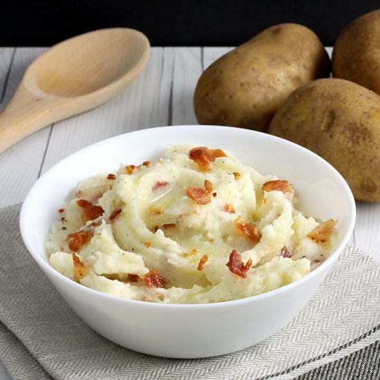 Bacon Garlic Butter Mashed Potatoes