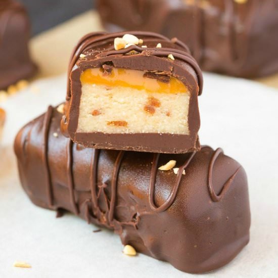 Healthy Homemade Twix Bars