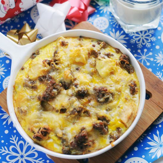 Sausage Cheddar Apple Casserole