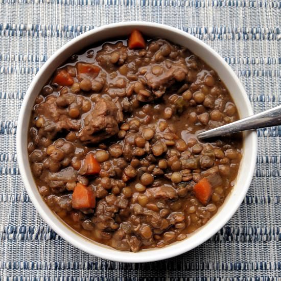 Slow Cooker Beef & Lentil Soup