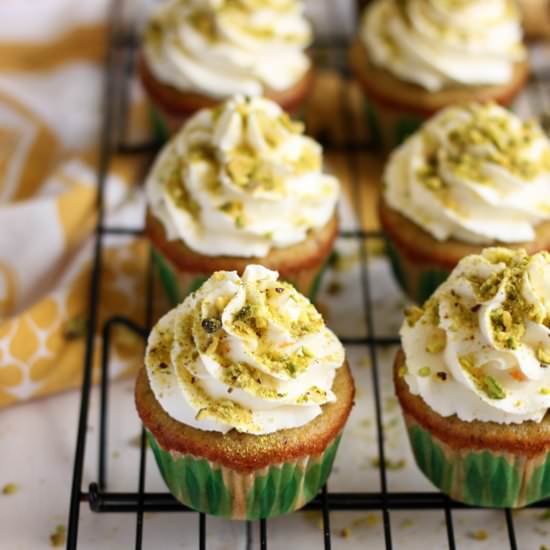 pistachio cupcakes