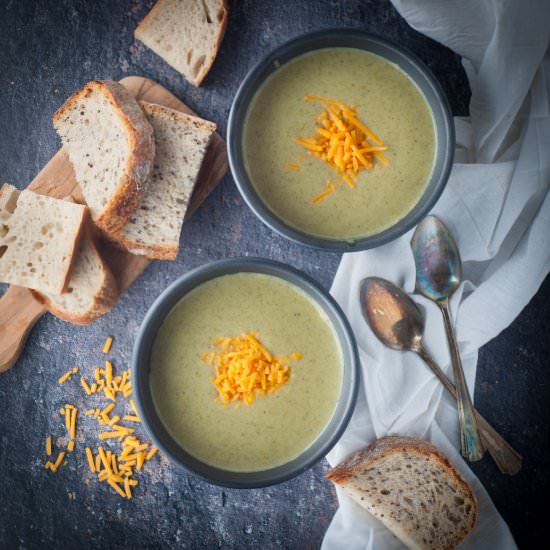 Delicious cream of broccoli soup