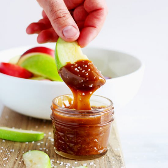 Easy Vegan Caramel Sauce