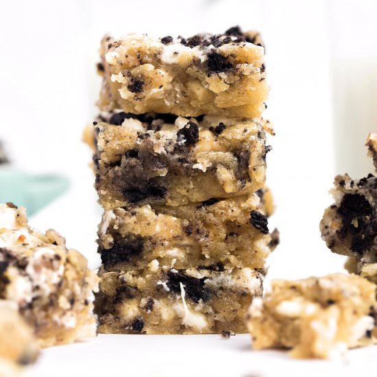 Cookies and Cream Blondies