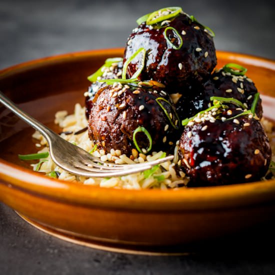 Spicy Sticky Teriyaki Meatballs