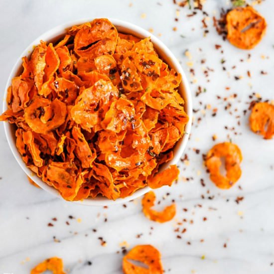 Sriracha Sweet Potato Chips