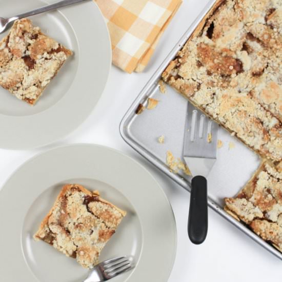 Caramel Apple Slab Pie