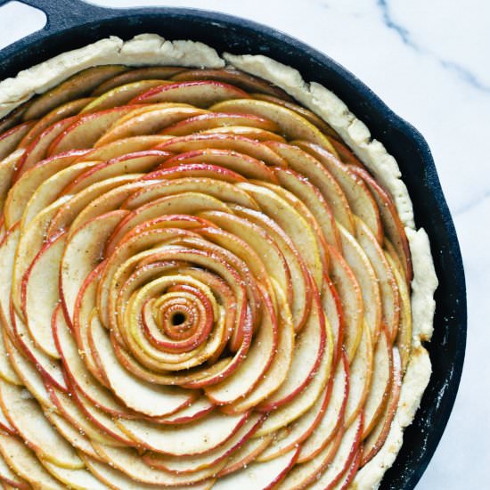 Cardamom Apple Tart