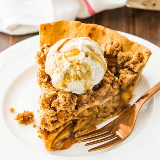 Paleo Apple Pie with Crumb Topping