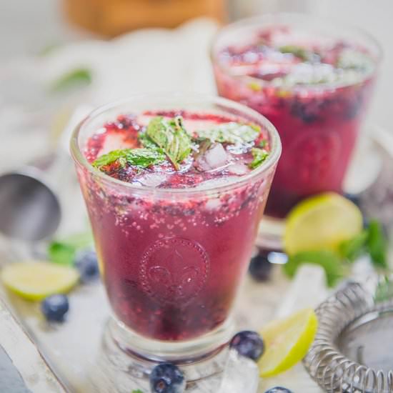 Easy Blueberry Mojito